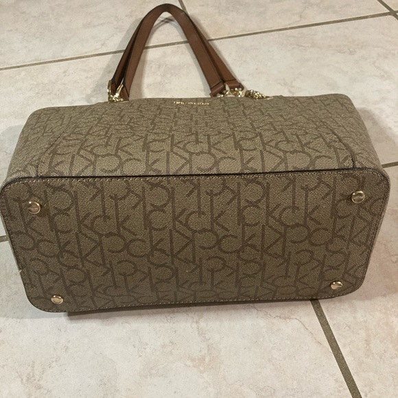 Brand New Calvin Klein Tote Bag 10/10 Condition - Picture 11 of 15